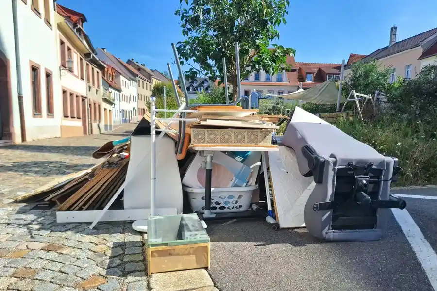 Managing Yard Waste And Storm Cleanup With Debris Removal Houston, TX